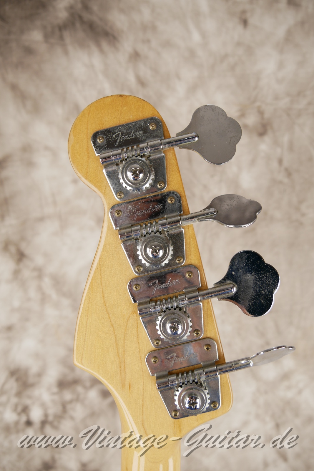 Fender_Precision_Bass_fretless_sunburst_USA_1979-004.JPG