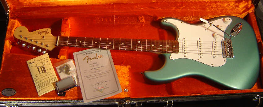 Fender-Stratocaster-1966-RI-LPB-4.jpg