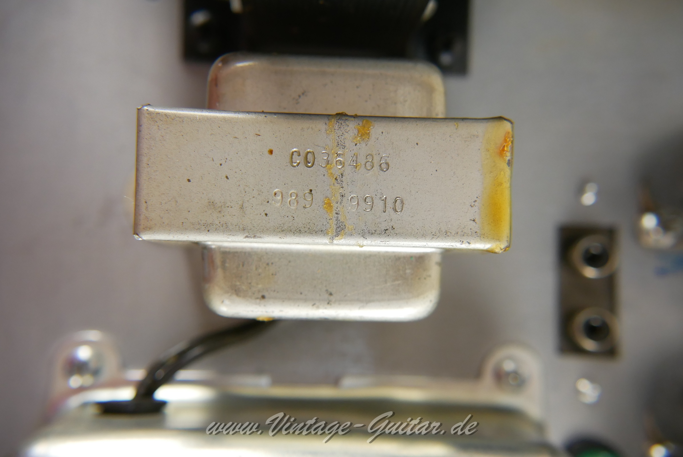 img/vintage/5805/Fender_Prosonic_2x10_black_USA_1999-014.JPG
