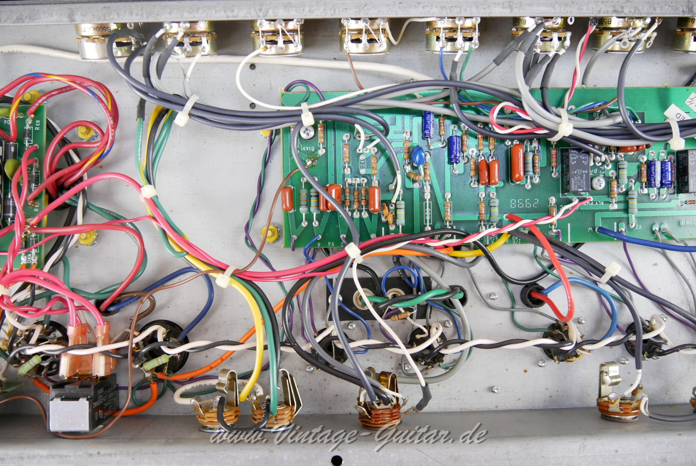 img/vintage/5805/Fender_Prosonic_2x10_black_USA_1999-019.JPG