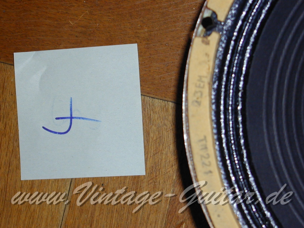 img/vintage/5807/Marshall_1982_B_Pinstripe_tall_cab_1967-020.jpg