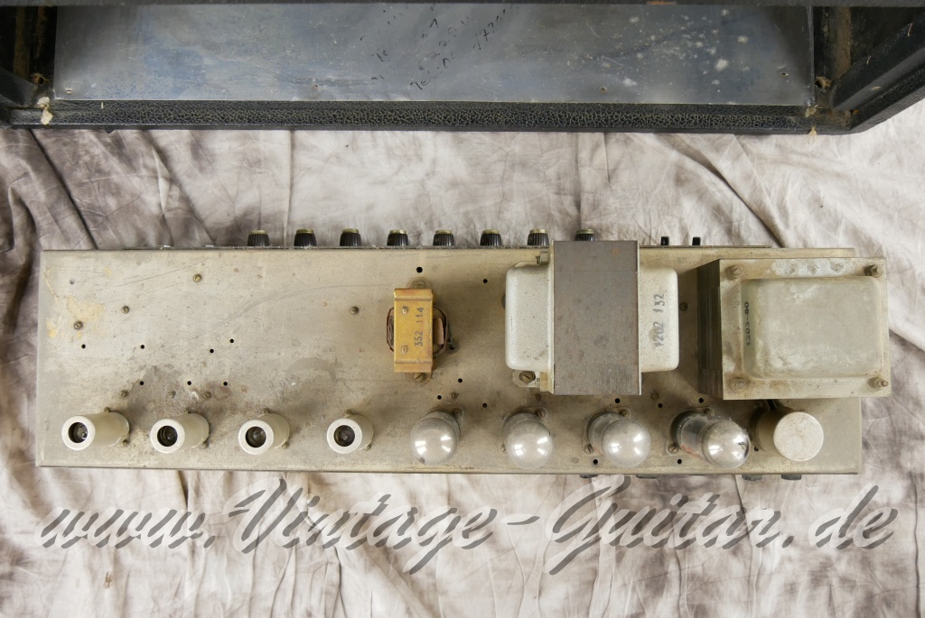 img/vintage/5808/Marshall_Super_Tremolo_100_Plexi_black_Great_Britain_1967-011.JPG
