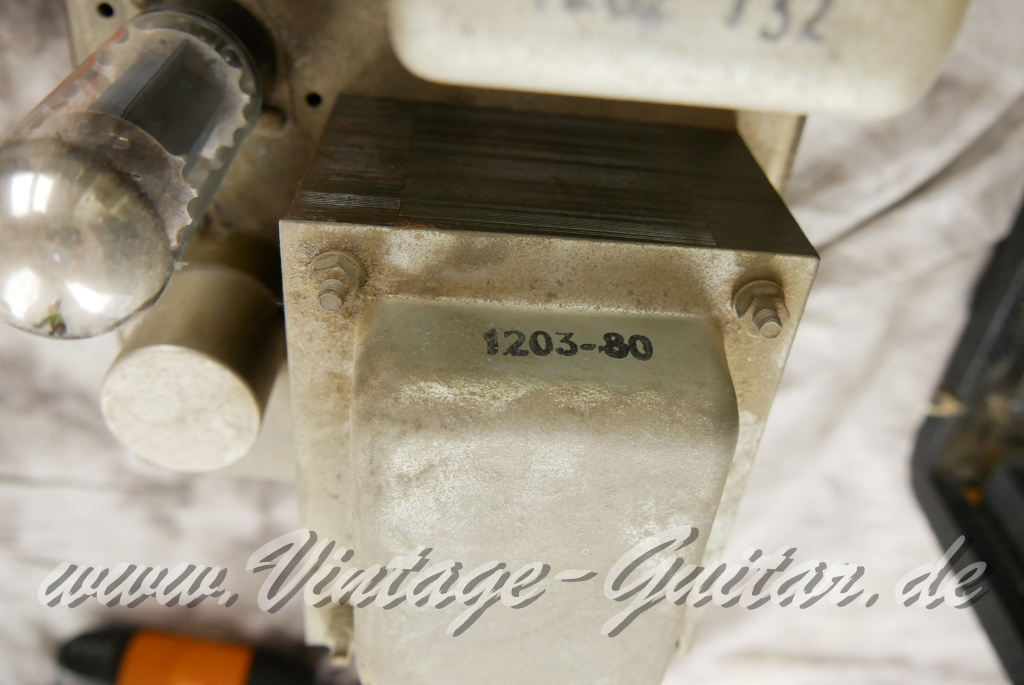 img/vintage/5808/Marshall_Super_Tremolo_100_Plexi_black_Great_Britain_1967-012.JPG