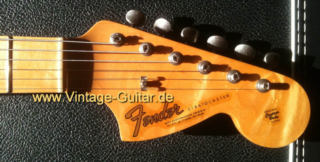 Fender-Stratocaster-1966-CC-Reissue-e.jpg
