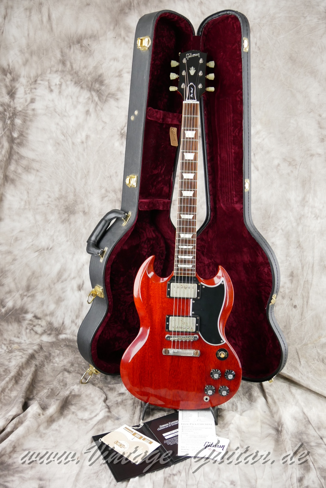img/vintage/5810/Gibson_Les_Paul_SG_61_Reissue_Custom_Shop_USA_cherry_2016-016.JPG