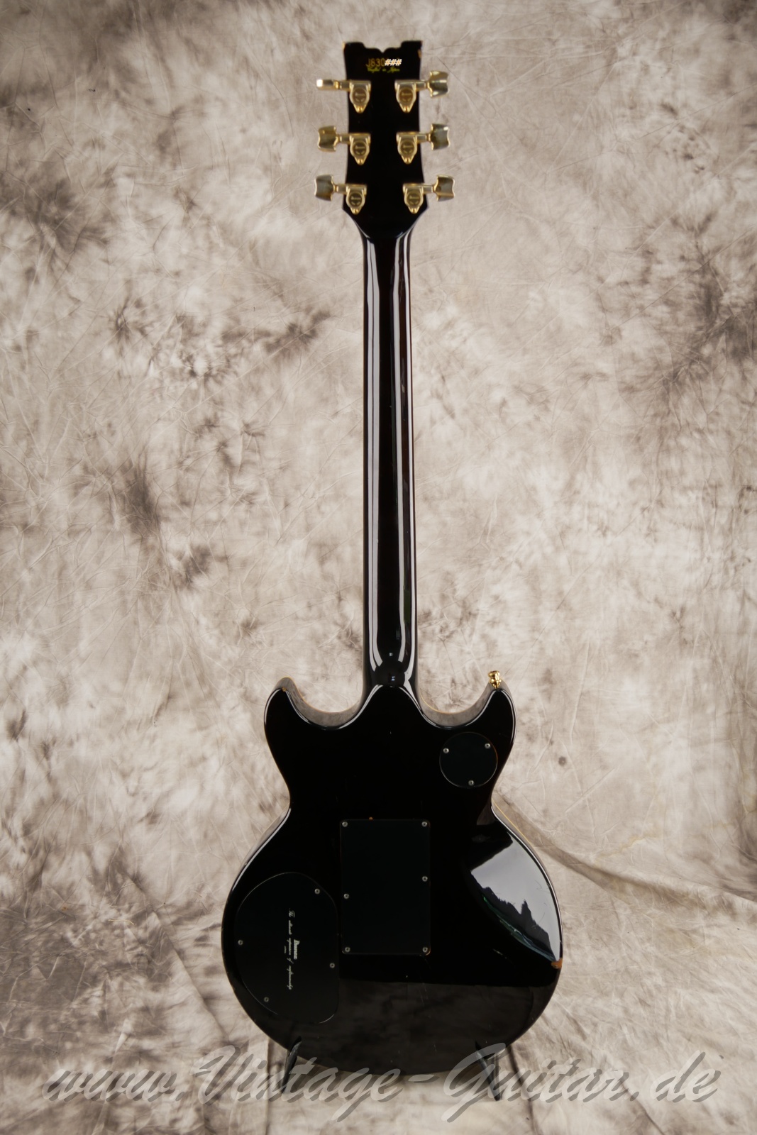 img/vintage/5812/Ibanez_Artist_AR155_antique_violin_japan_1983-02.jpg