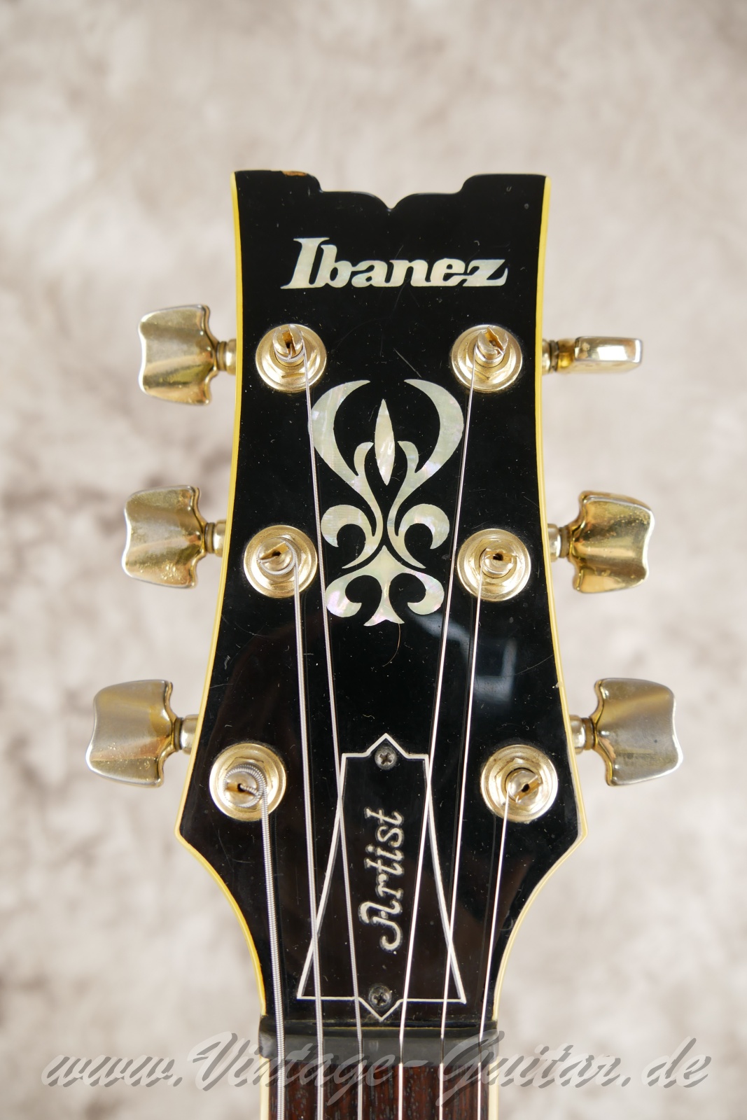 img/vintage/5812/Ibanez_Artist_AR155_antique_violin_japan_1983-03.jpg