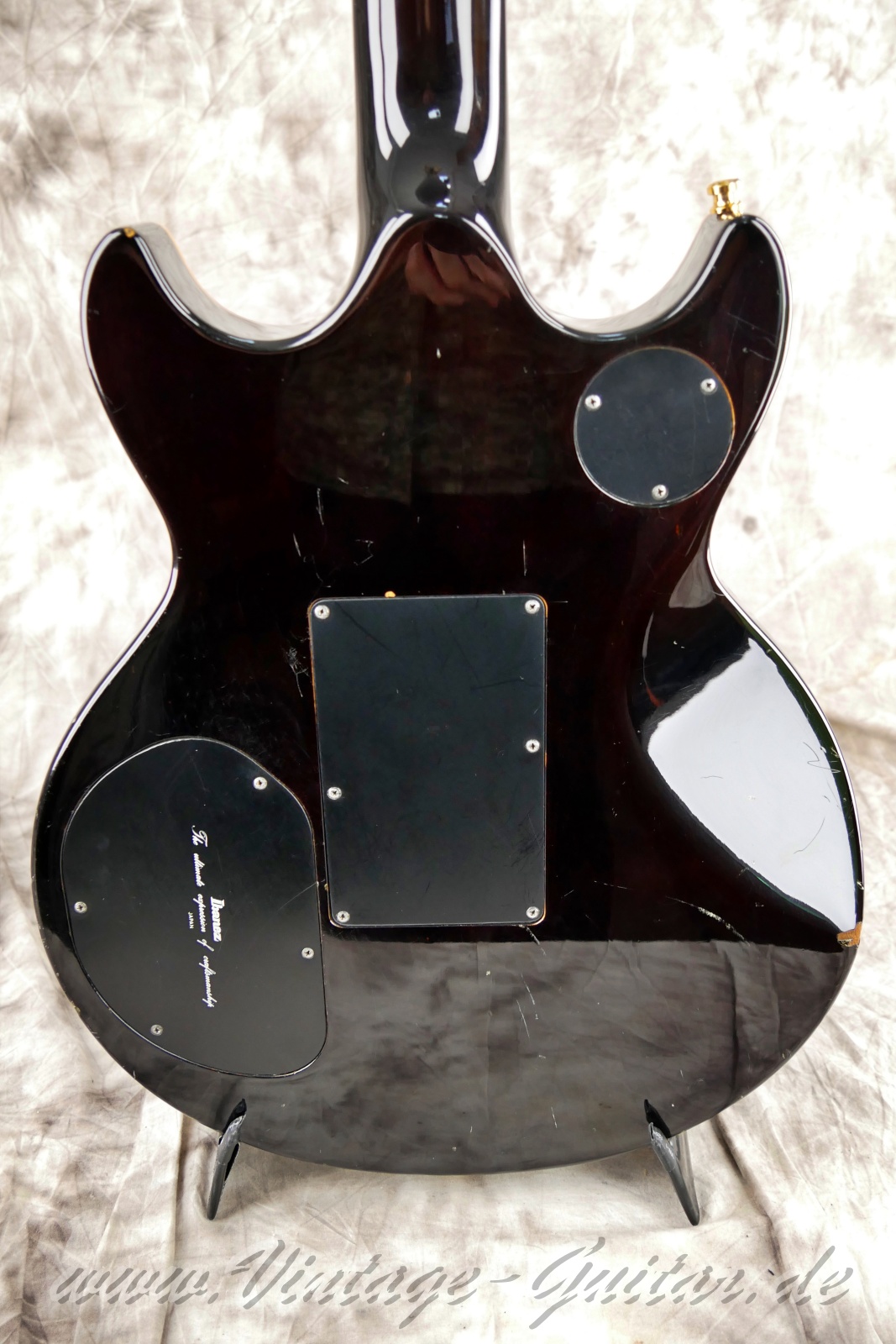 img/vintage/5812/Ibanez_Artist_AR155_antique_violin_japan_1983-08.jpg