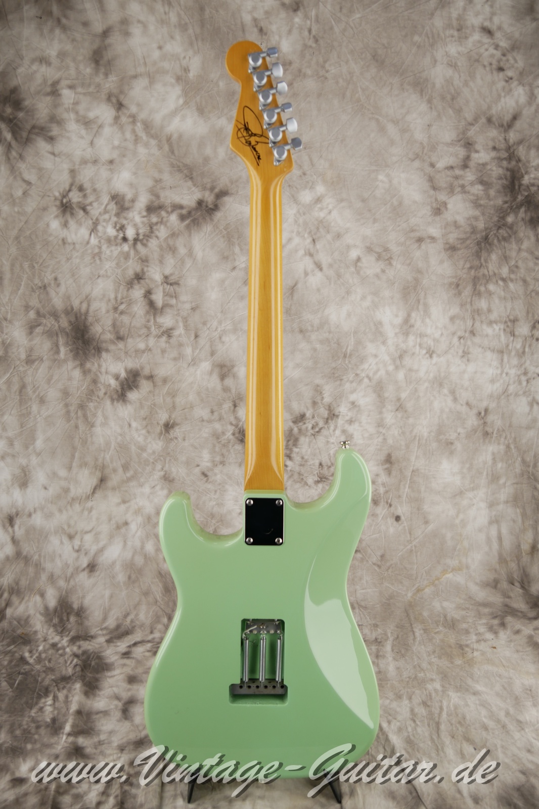 img/vintage/5827/Diego_stratcopy_göldo_seafoamgreen_germany_90s-002.JPG