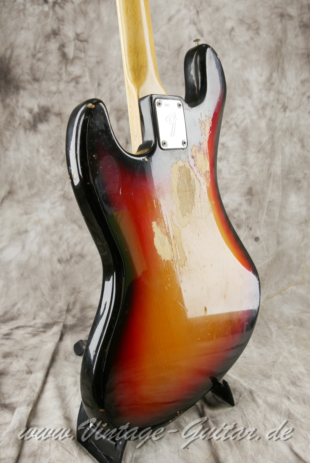 img/vintage/5838/Fender_jazz_bass_1974_sunburst_usa-011.JPG