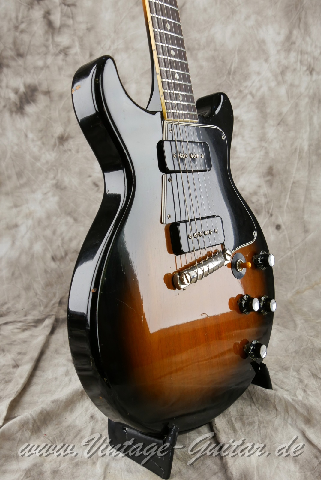 img/vintage/5840/Gibson_Les_Paul_Special_USA_1960_Sunburst-009.JPG