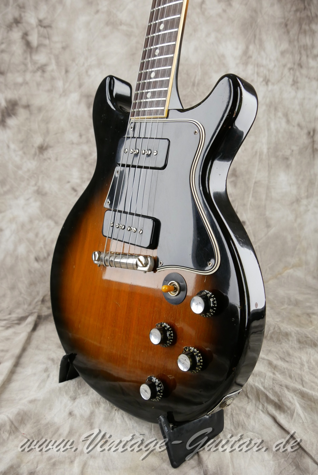 img/vintage/5840/Gibson_Les_Paul_Special_USA_1960_Sunburst-010.JPG