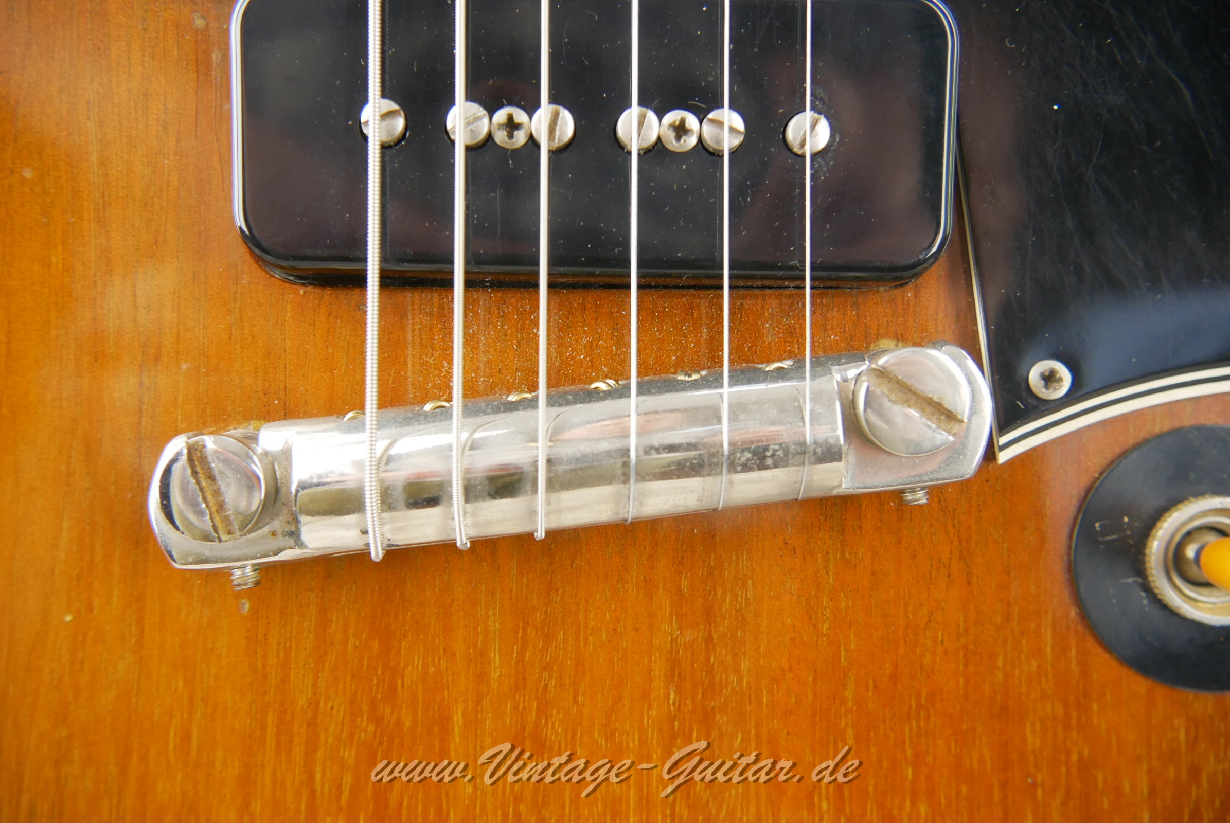 img/vintage/5840/Gibson_Les_Paul_Special_USA_1960_Sunburst-019.JPG