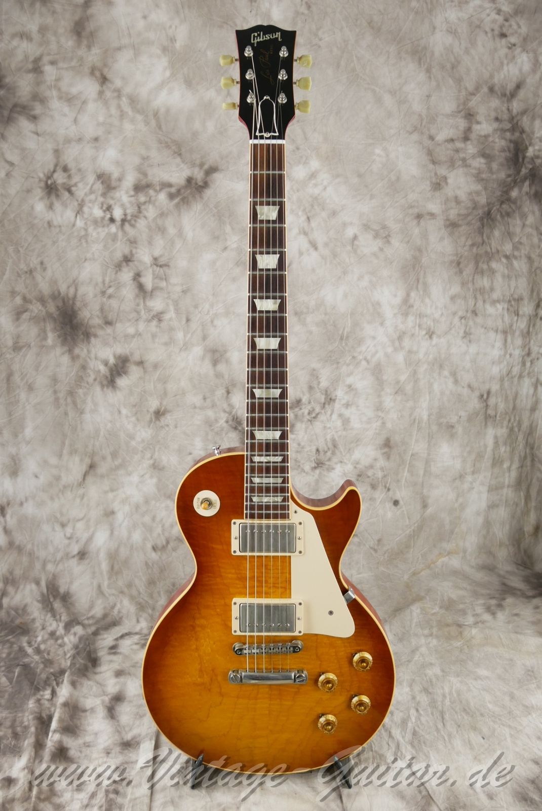 Gibson-Les-Paul-Standard-R9-Custom-shop-2018-iced-tea-burst-01.jpg