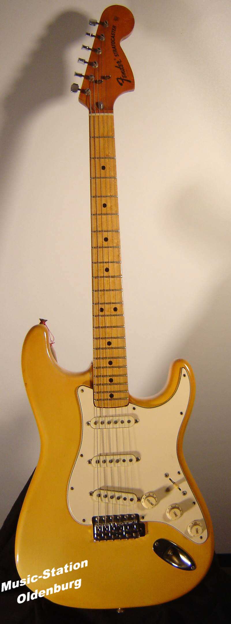 Strat-1972-1.jpg