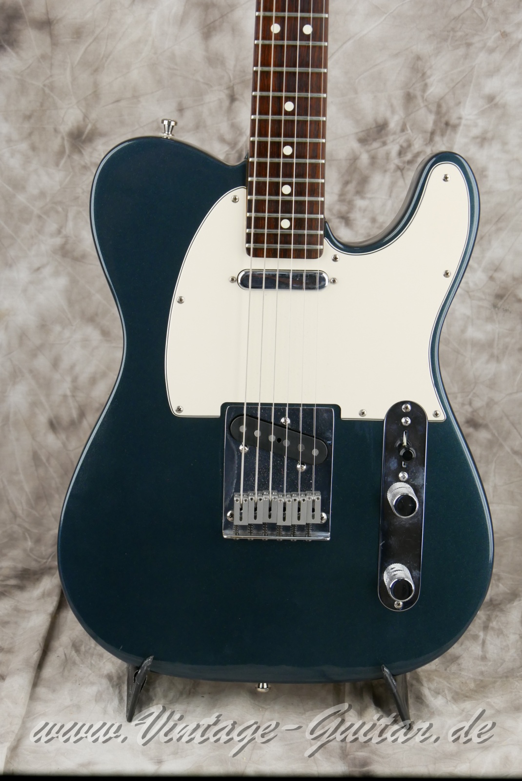 img/vintage/5860/Fender_Telecaster_American_Standard_gunmetal_blue_USA_1991-007.JPG