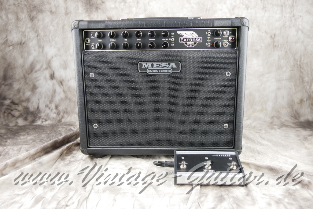 img/vintage/5861/Mesa_Boogie_Express_525_1x10_black_USA_2011001.JPG