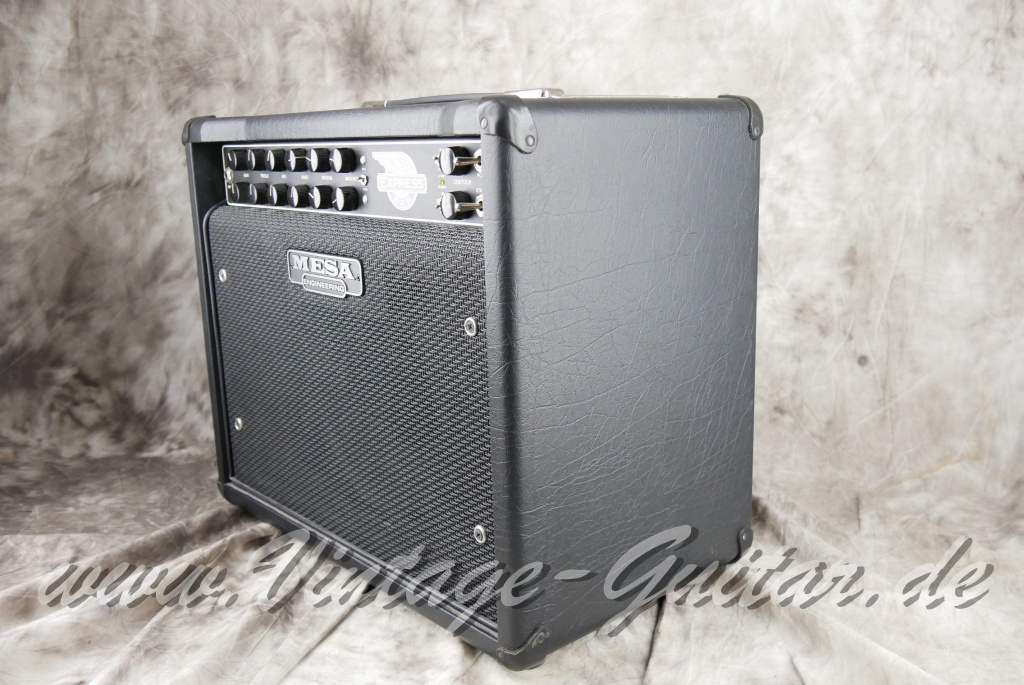 img/vintage/5861/Mesa_Boogie_Express_525_1x10_black_USA_2011004.JPG