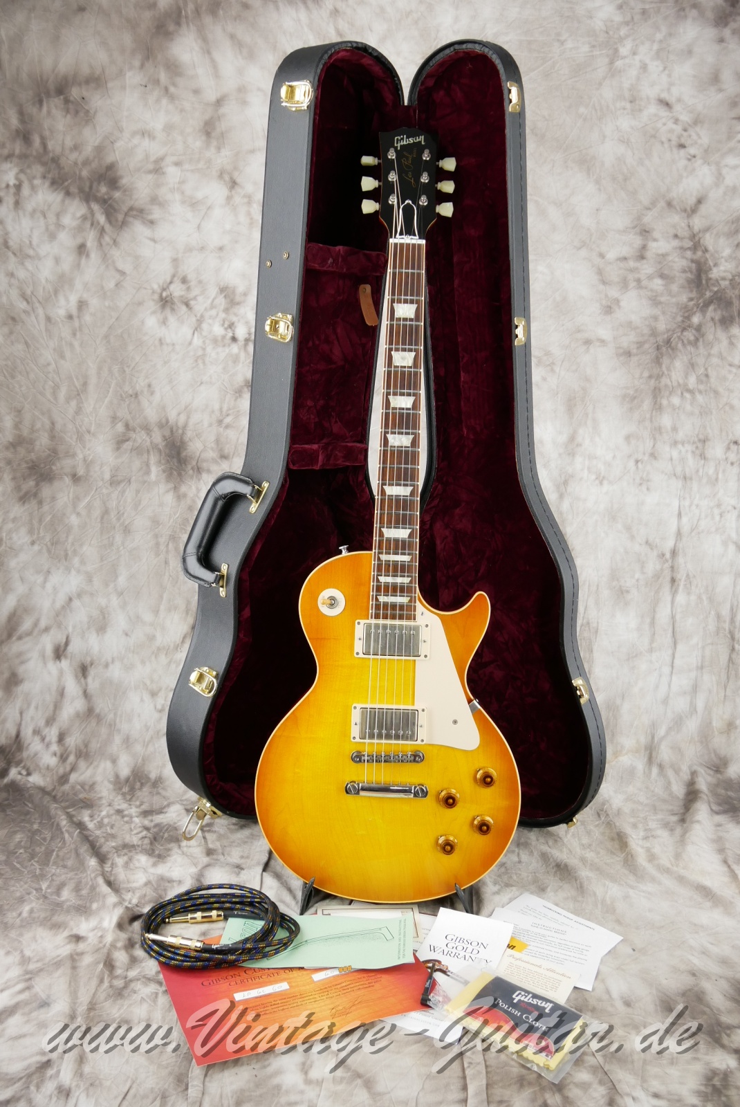img/vintage/5865/Gibson_Les_Paul_Standard_Custom_shop_Historic_collection-faded_cherry_sunburst_USA_2006-025.JPG