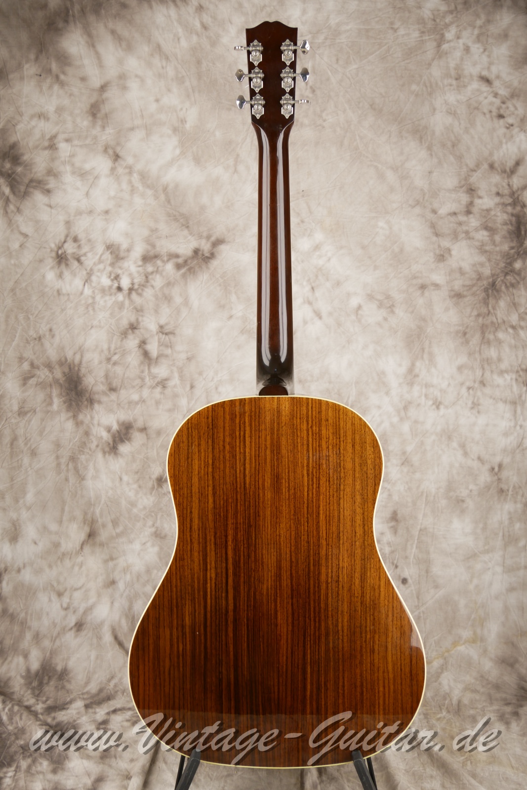 img/vintage/5867/Gibson_Advanced_Jumbo_custom_order_sunburst_2007-002.JPG