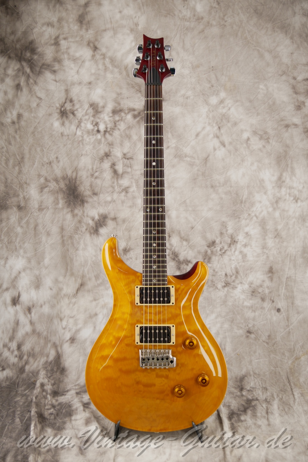PRS-Custom-24-Quilted-top-1992-vintage-yellow-01.jpg