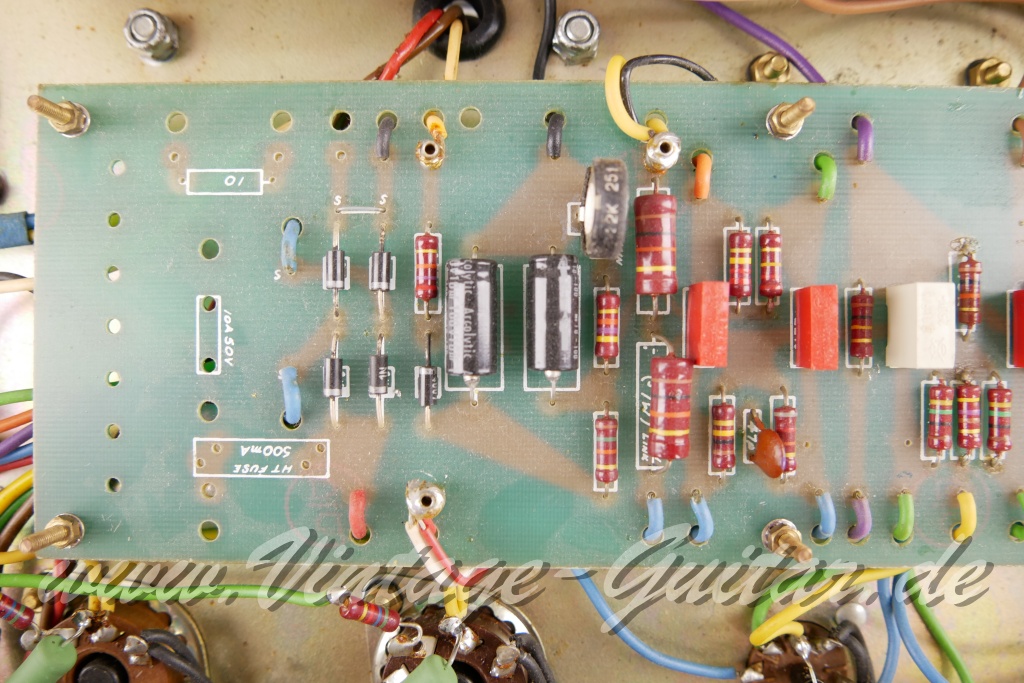 Marshall_JCM_800_2203_Mk2_Master_Model_100W_Lead_black_GB_1983-015.JPG