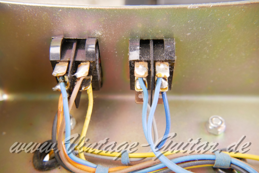Marshall_JCM_800_2203_Mk2_Master_Model_100W_Lead_black_GB_1983-017.JPG