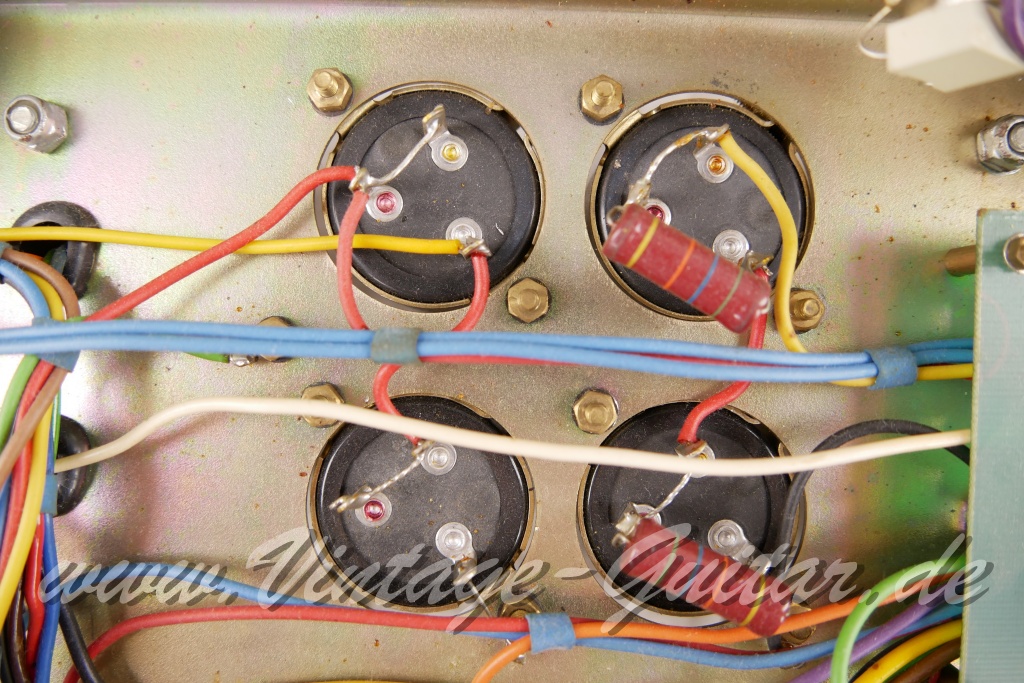 Marshall_JCM_800_2203_Mk2_Master_Model_100W_Lead_black_GB_1983-021.JPG