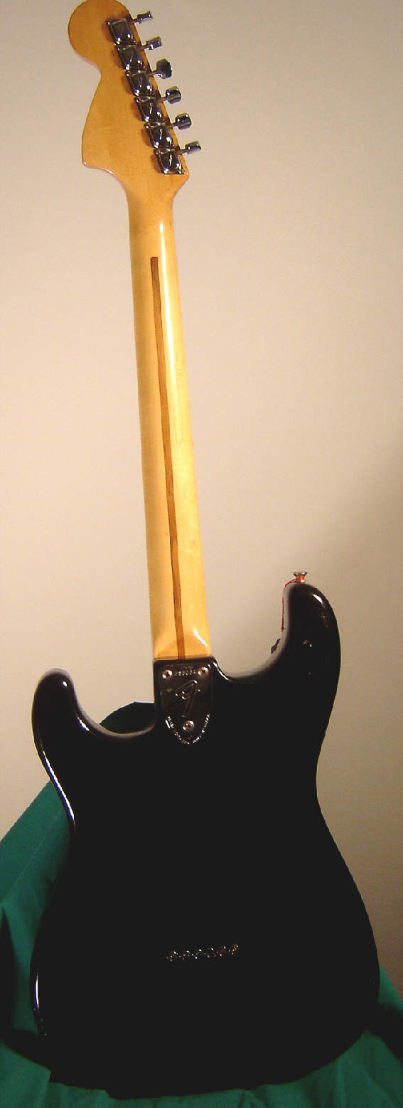 Fender-Strat-1974-black-ref-1.jpg