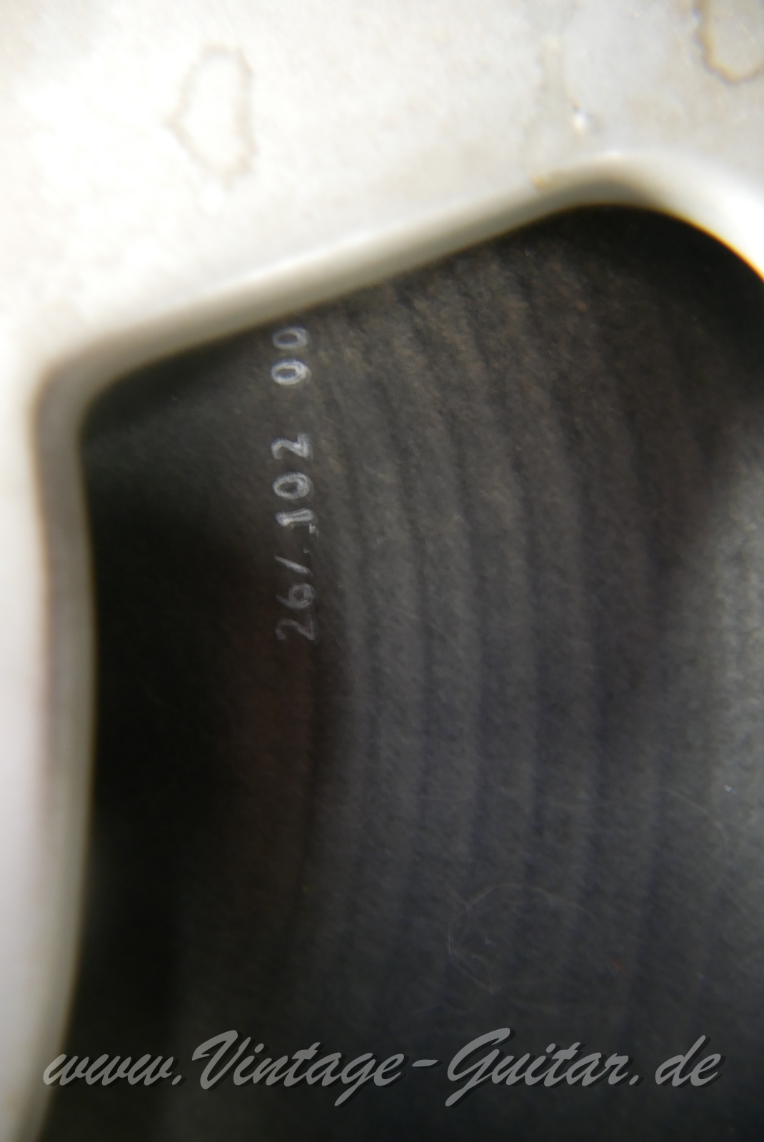 img/vintage/5897/Vox_AC_30_top_grey_panel_boost_silver_bulldogs_1964-012.JPG