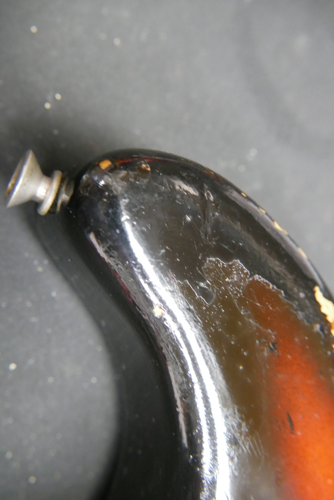 img/vintage/5899/Fender_Stratocaster_1964_pre_CBS_sunburst-038.JPG