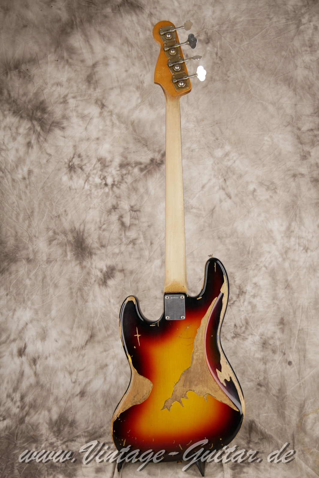 Fender-Jazz-Bass-Jaco-Pastorius-Custom-Shop-Signature-002.JPG