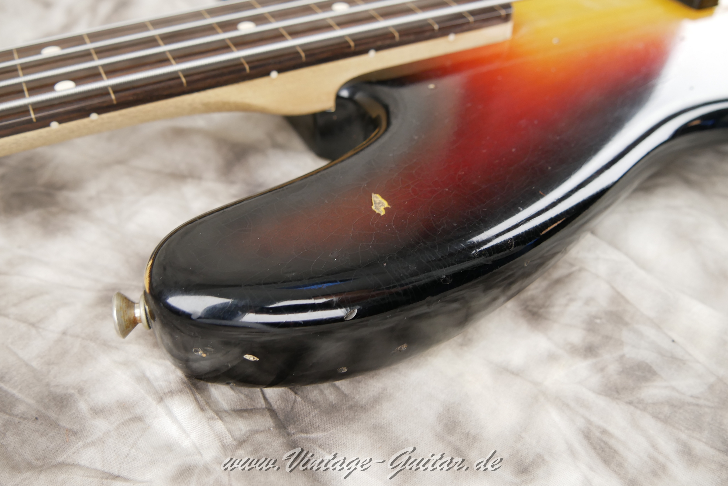 Fender-Jazz-Bass-Jaco-Pastorius-Custom-Shop-Signature-016.JPG