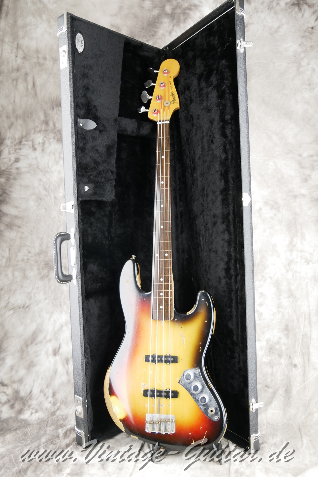 Fender-Jazz-Bass-Jaco-Pastorius-Custom-Shop-Signature-023.JPG