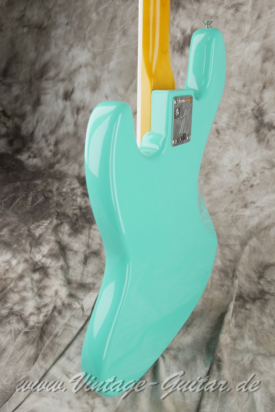 Fender_Jazz_Bass_American_Vintage_2_surf_green_USA_2022-011.JPG
