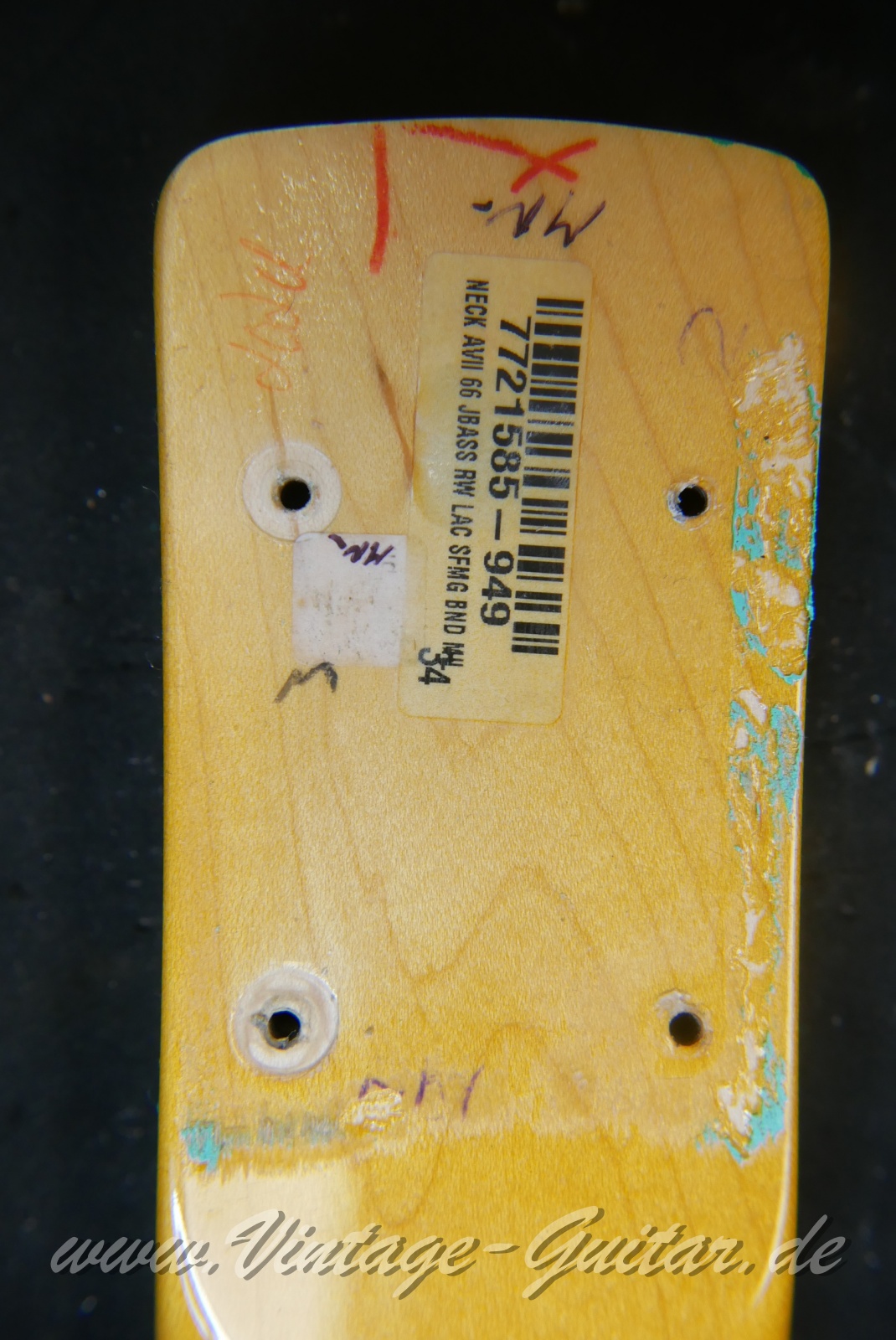 Fender_Jazz_Bass_American_Vintage_2_surf_green_USA_2022-014.JPG