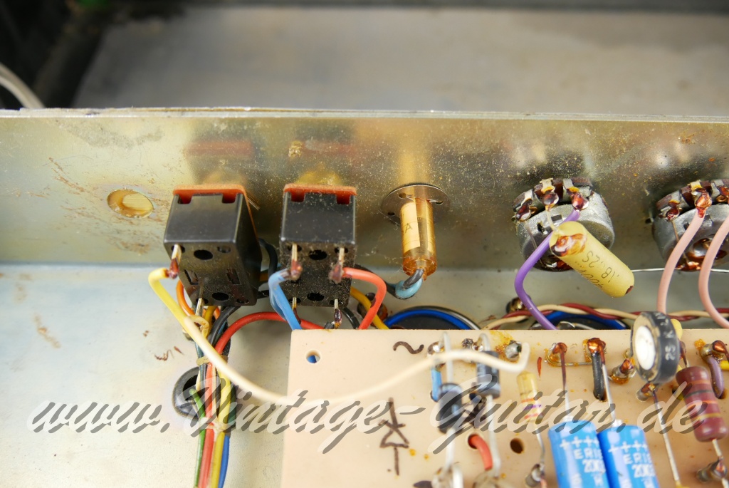 img/vintage/5913/Marshall_Artiste_2068_100W_Great_Britain_1972-021.JPG