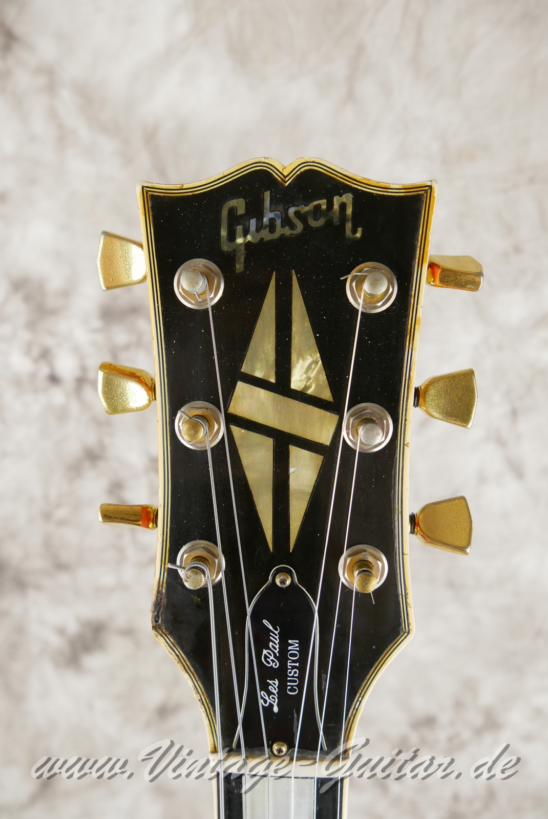 img/vintage/5920/Gibson_Les_Paul_Custom_cherry_sunburst_USA_1978-003.JPG
