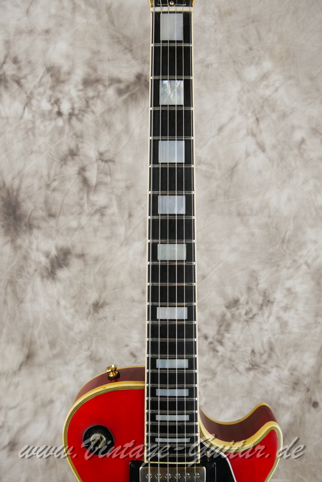img/vintage/5920/Gibson_Les_Paul_Custom_cherry_sunburst_USA_1978-005.JPG