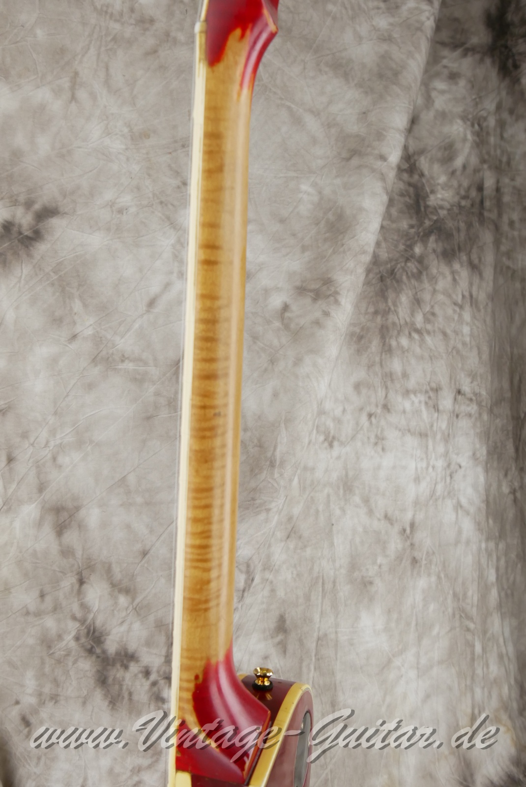 img/vintage/5920/Gibson_Les_Paul_Custom_cherry_sunburst_USA_1978-007.JPG
