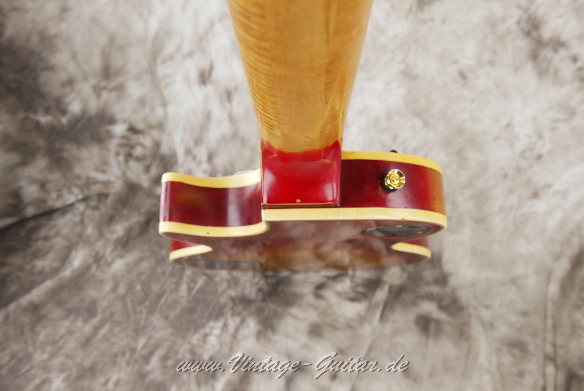 img/vintage/5920/Gibson_Les_Paul_Custom_cherry_sunburst_USA_1978-016.JPG