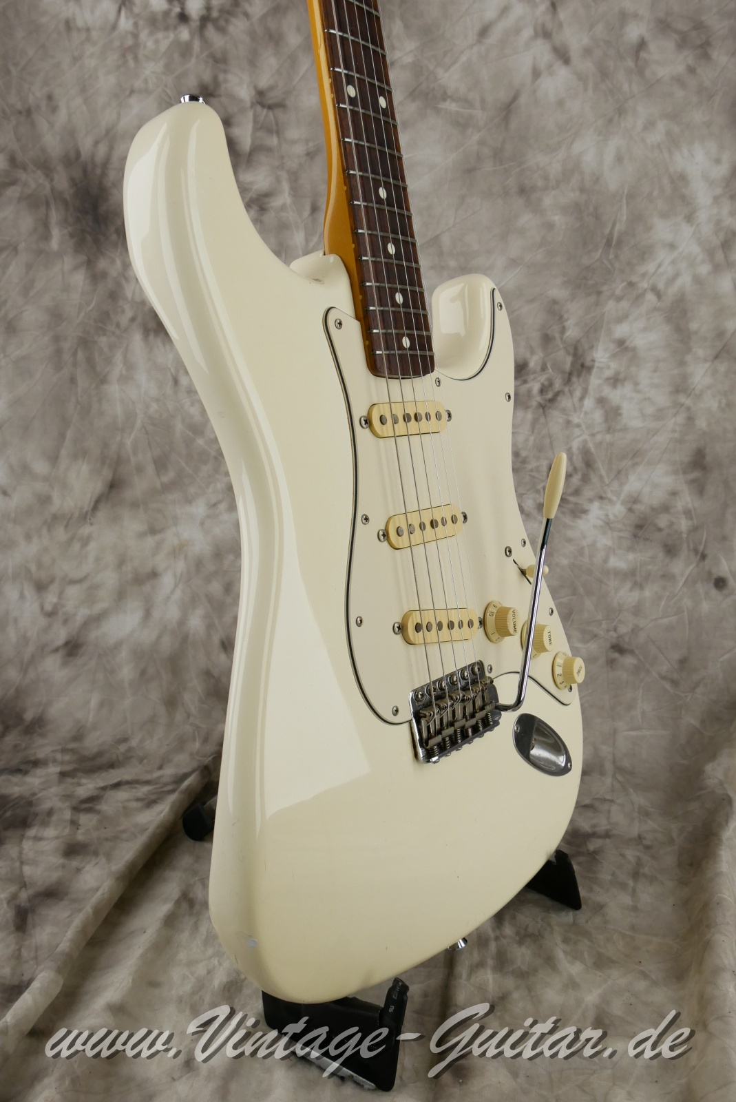 fender_stratocaster_mij_1990_olympicwhite_japan-009.JPG