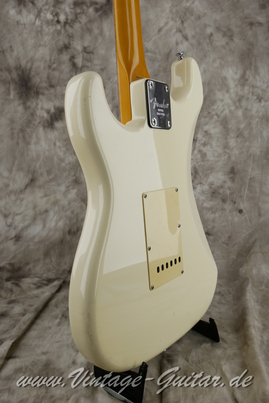 fender_stratocaster_mij_1990_olympicwhite_japan-011.JPG