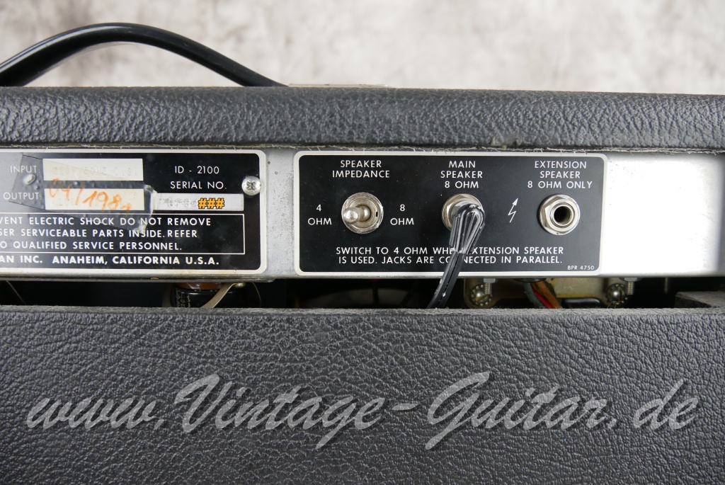 MusicMan-210_RD_One_Hundred_black_USA_1980-008.JPG