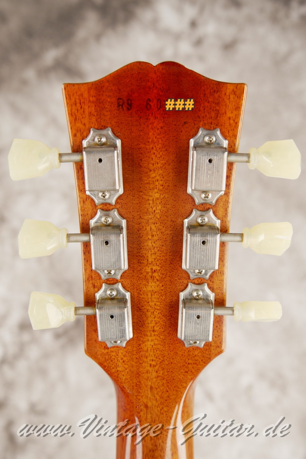 img/vintage/5937/Gibson_lespaul_r9_customshop-2016_cherryburst_USA-004.JPG