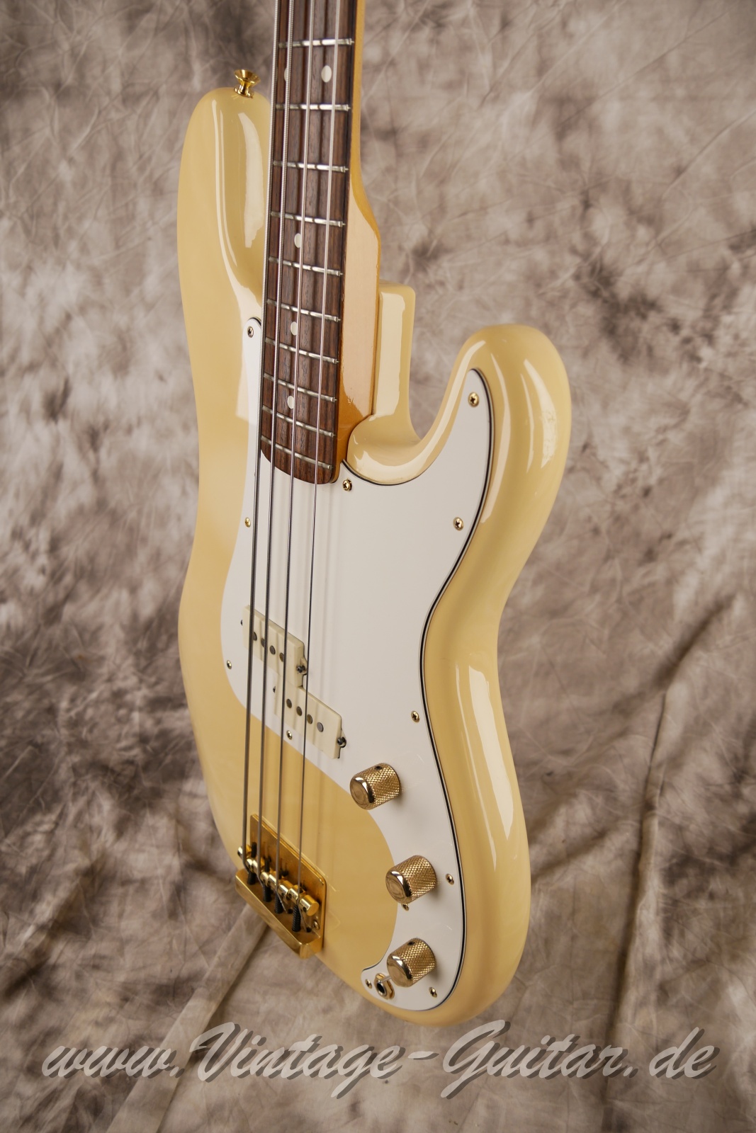 Fender_Precision_Special_Bass_USA_olympic_white_1983-010.JPG
