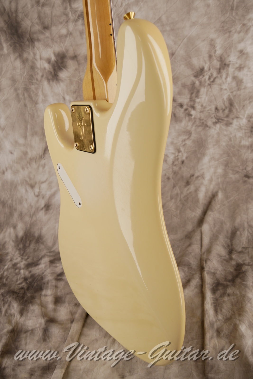 Fender_Precision_Special_Bass_USA_olympic_white_1983-012.JPG