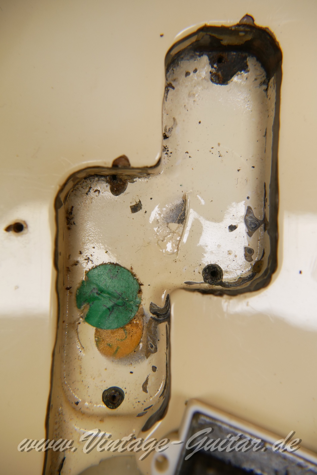 Fender_Precision_Special_Bass_USA_olympic_white_1983-014.JPG