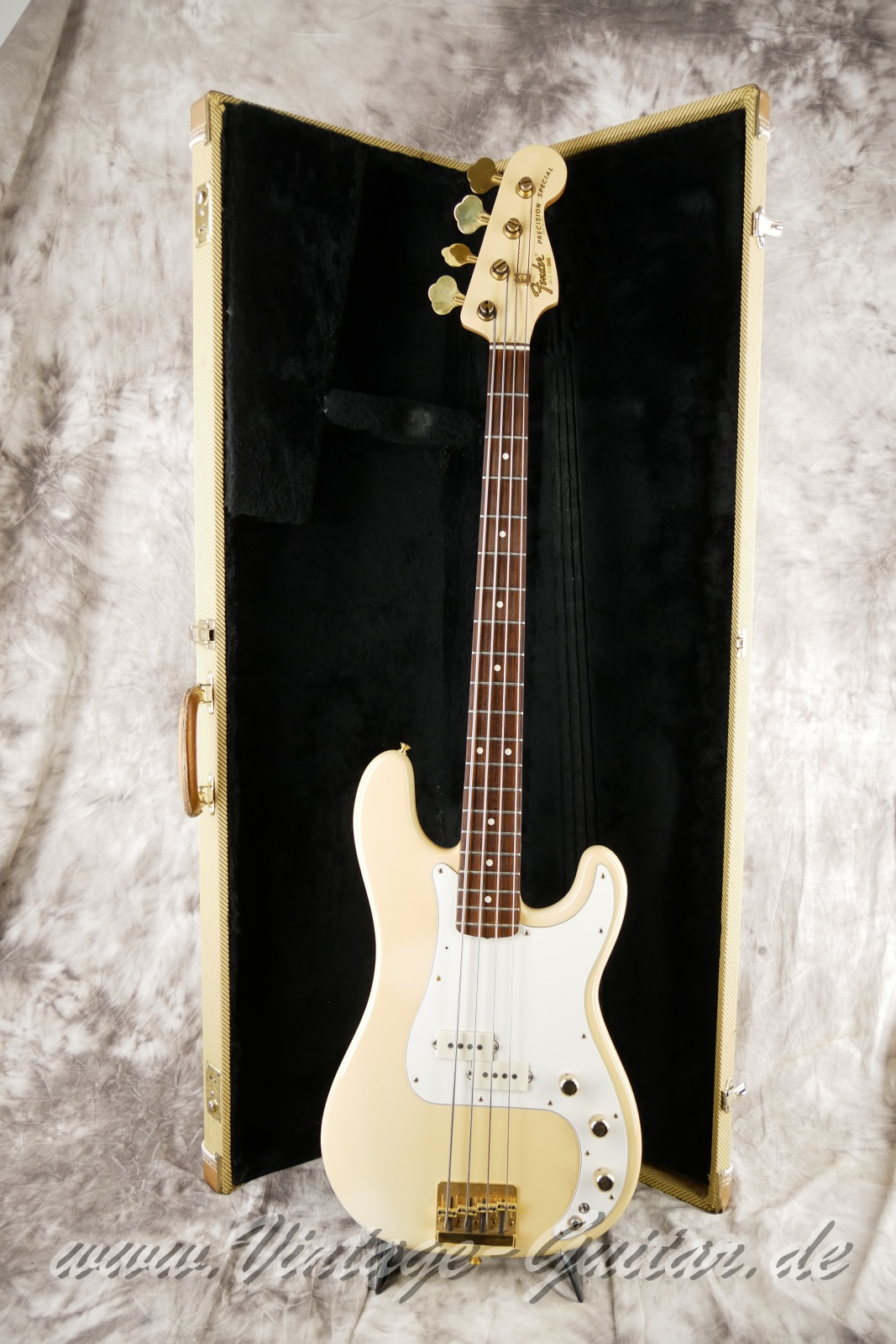 Fender_Precision_Special_Bass_USA_olympic_white_1983-022.JPG