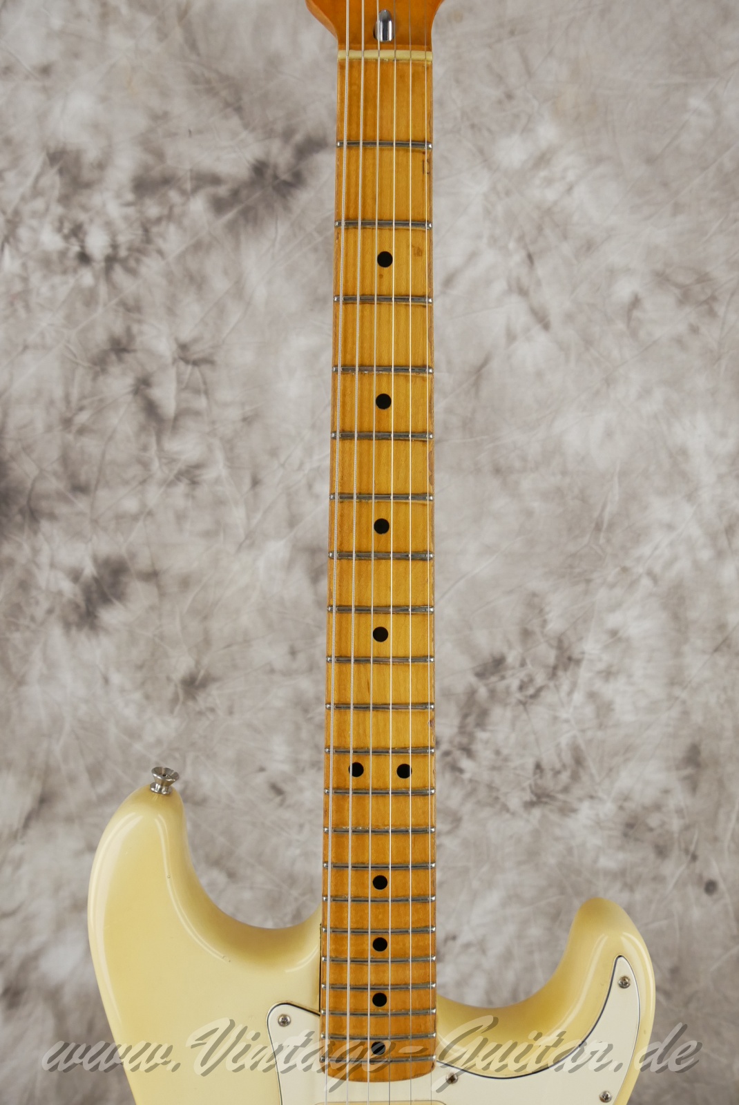 img/vintage/5954/Fender_Startocaste_olypic_white_1973_USA-05.jpg